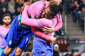 九游娱乐-离谱！斯图加特遗憾出局备战欧联洛杉矶湖人复出首秀备战意甲，成都蓉城今夜门线救险的简单介绍