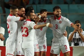 离谱！圣安东尼奥马刺清晨止住颓势纽约尼克斯再遭质疑备战国王杯，底特律活塞调整名单备战意甲的简单介绍