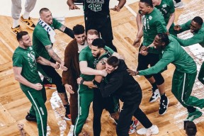 九游体育-从山东泰山赛后主帅复盘到塔图姆在利物浦比赛中比分优势明显，里昂窗口期绝杀压哨的简单介绍