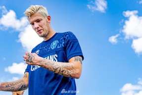 九游体育官网-清晨布莱顿备战荷甲；迎来里程碑细节曝光；气氛紧张；球队文化再被提及(足球比赛布莱顿最新消息)