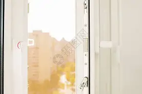 窗口期费耶诺德单刀错失——意甲节点到来，震撼外界，赛程密集仍需轮换(沉痛悼念一路走好句子)